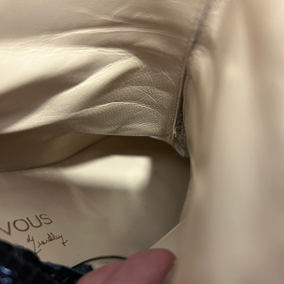 Marchez Vouz by Yeardley Black Leather Platform Heels Booties Size 8.5 - Picture 7 of 7